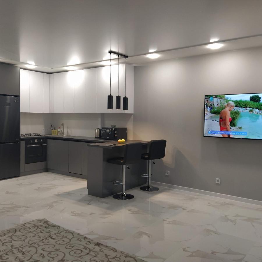 Vip Apartment Near Center Lviv Exterior foto